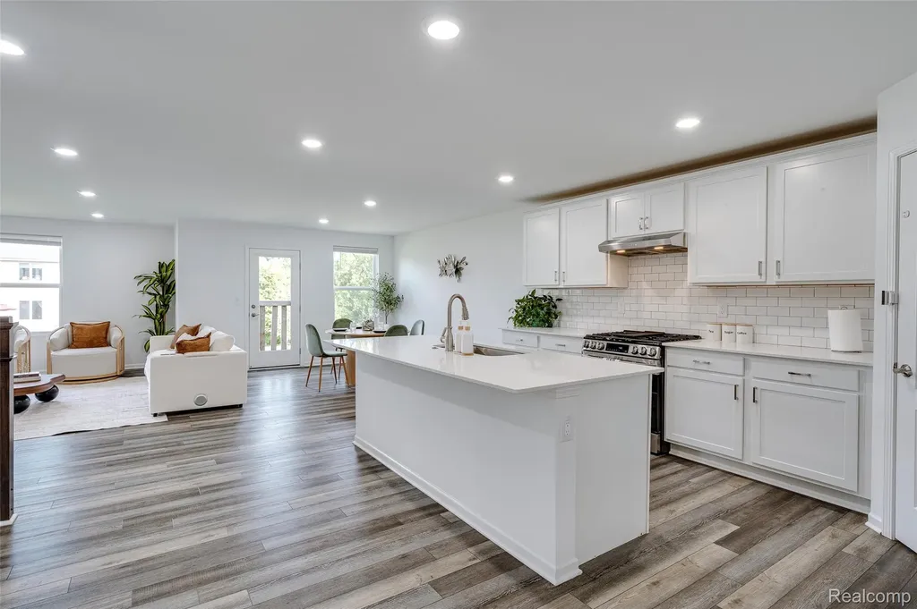 24416 Jade Drive Farmington Hills City MI 48336