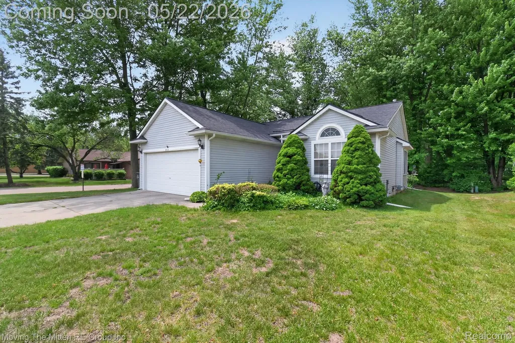 953 N Newburgh Road Westland City MI 48185