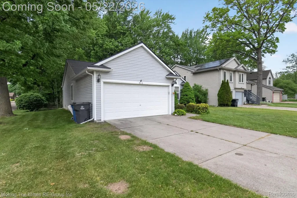 953 N Newburgh Road Westland City MI 48185