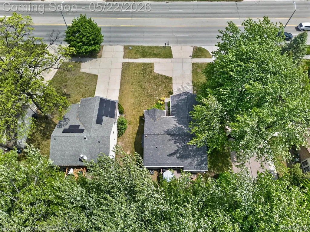 953 N Newburgh Road Westland City MI 48185