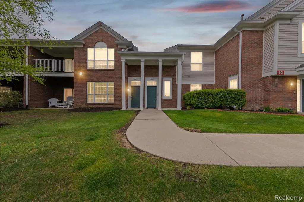 16836 Dover Drive Northville Township MI 48168