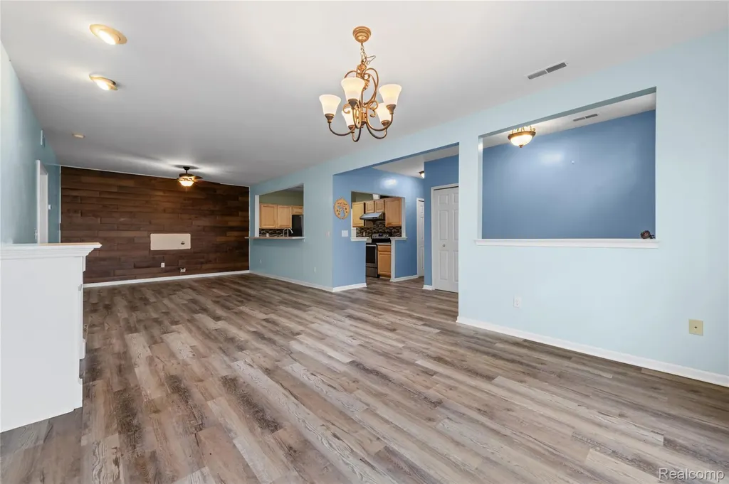 16836 Dover Drive Northville Township MI 48168