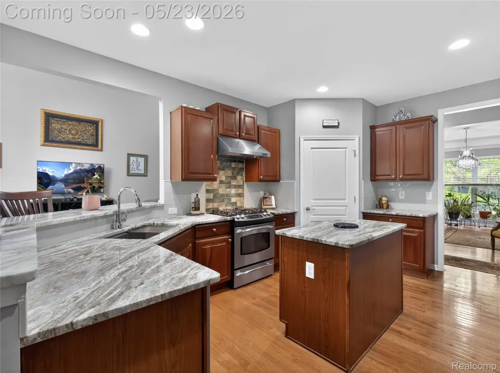 50182 Black Horse Lane Canton Charter Township MI 48188