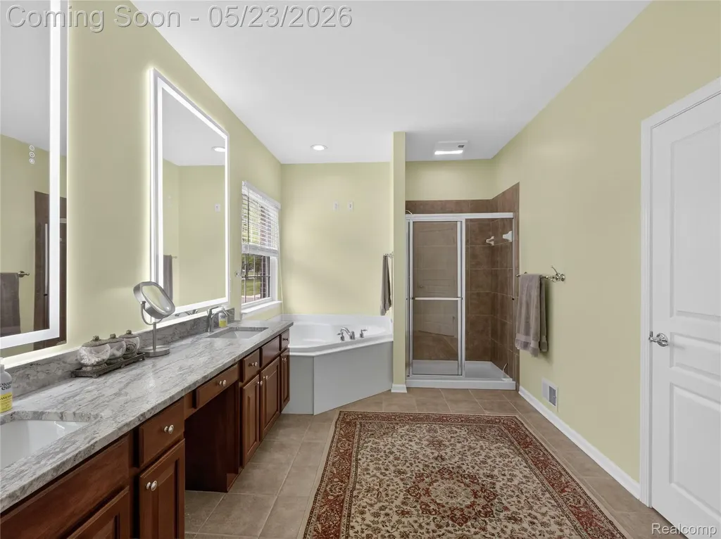 50182 Black Horse Lane Canton Charter Township MI 48188