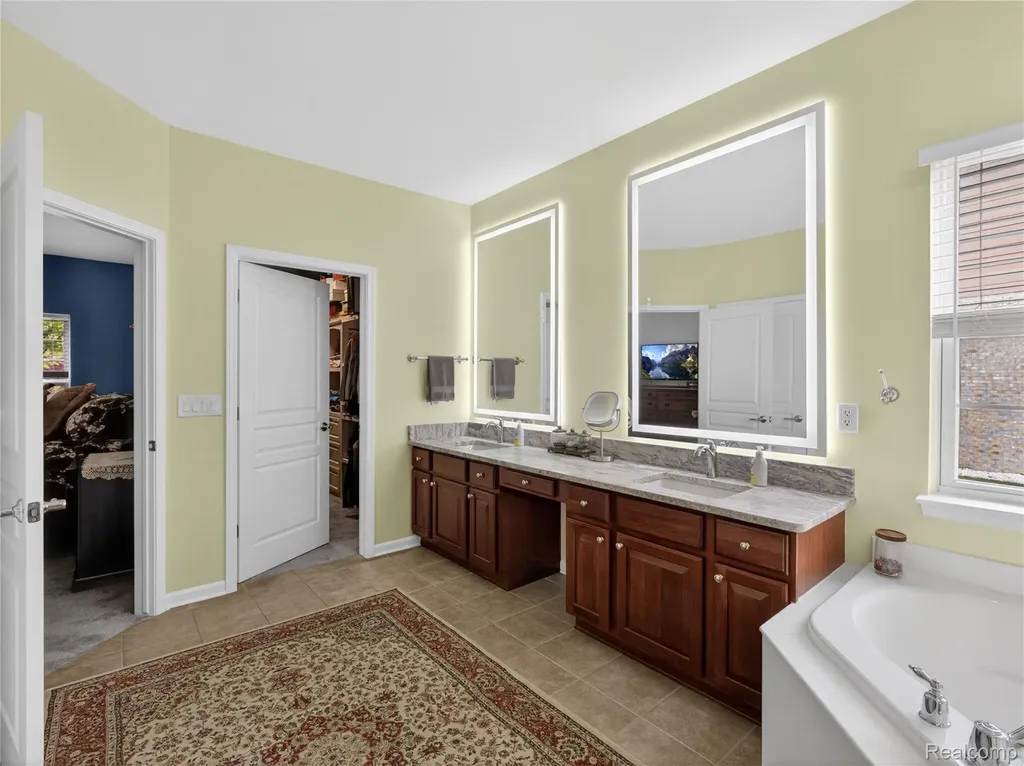 50182 Black Horse Lane Canton Charter Township MI 48188