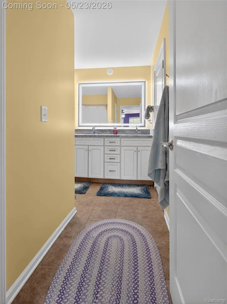 50182 Black Horse Lane Canton Charter Township MI 48188