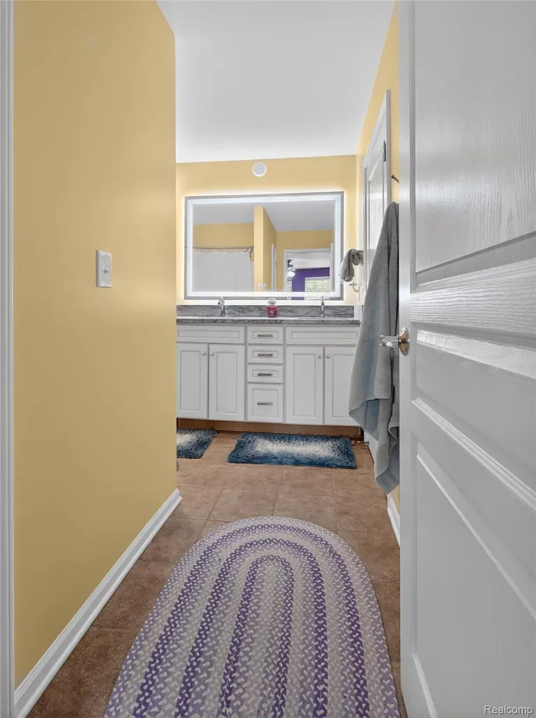 50182 Black Horse Lane Canton Charter Township MI 48188