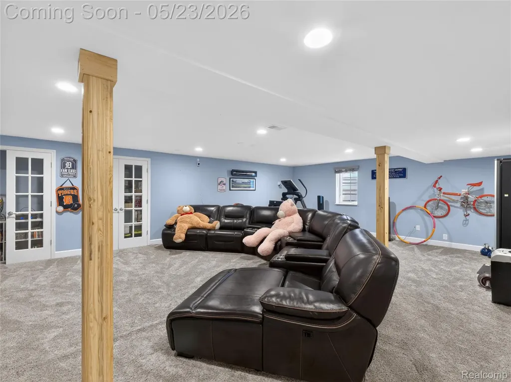 50182 Black Horse Lane Canton Charter Township MI 48188
