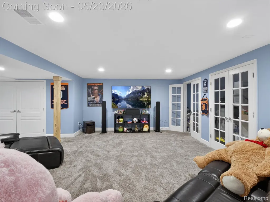 50182 Black Horse Lane Canton Charter Township MI 48188