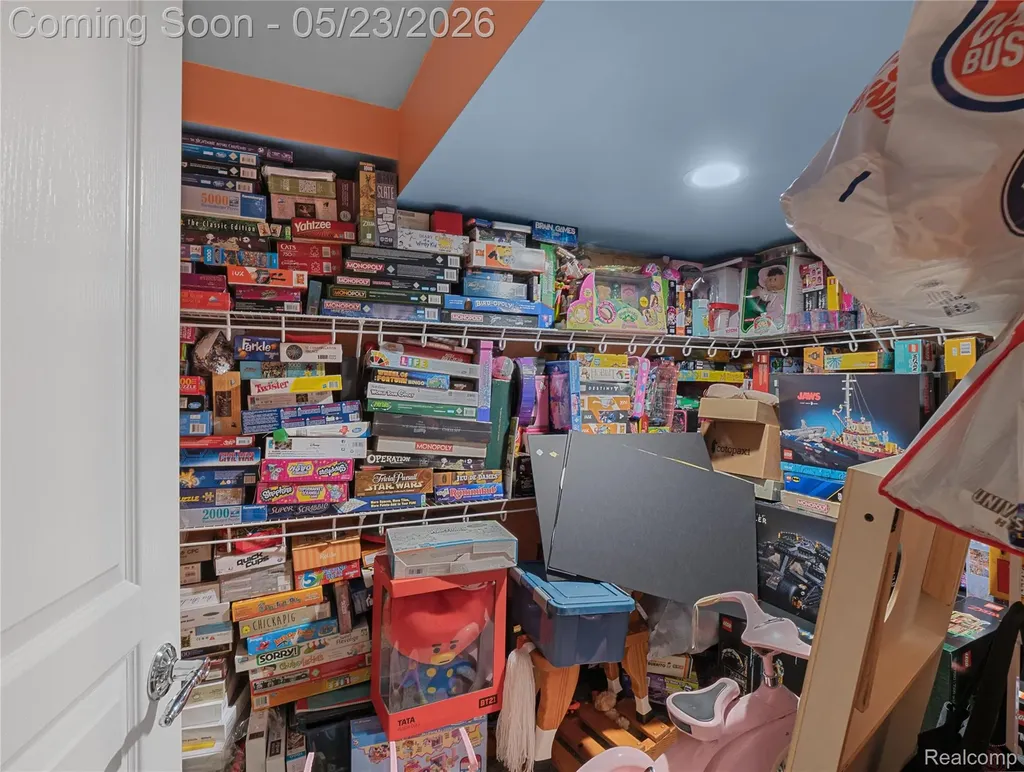 50182 Black Horse Lane Canton Charter Township MI 48188