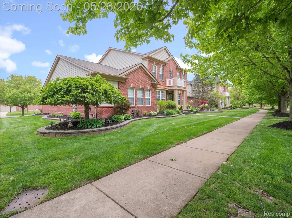 50182 Black Horse Lane Canton Charter Township MI 48188