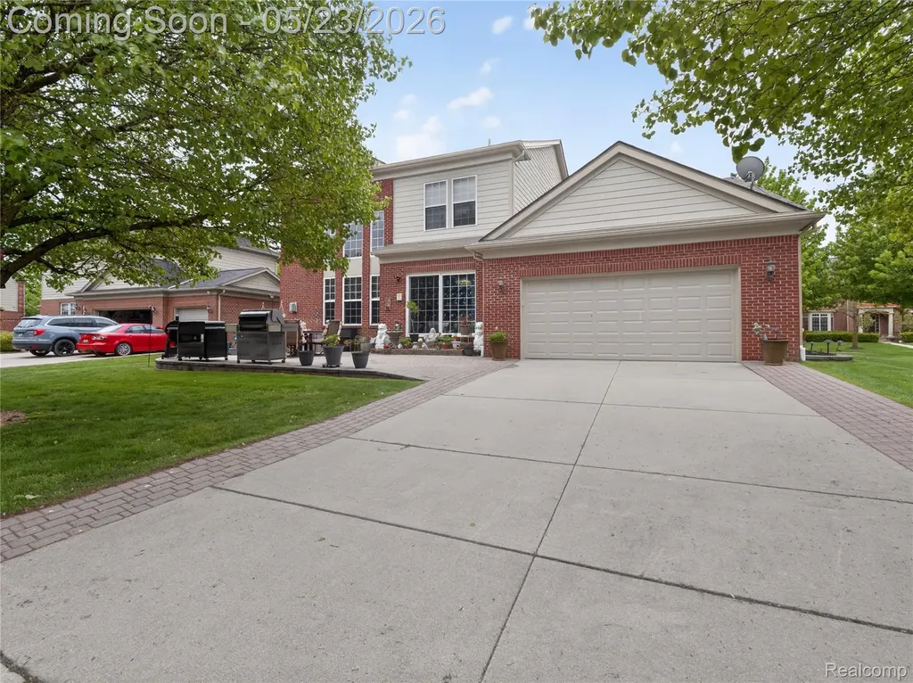 50182 Black Horse Lane Canton Charter Township MI 48188
