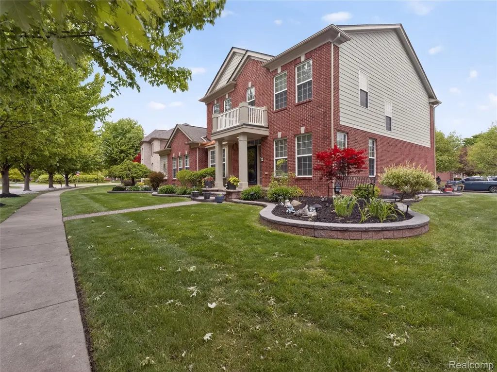 50182 Black Horse Lane Canton Charter Township MI 48188