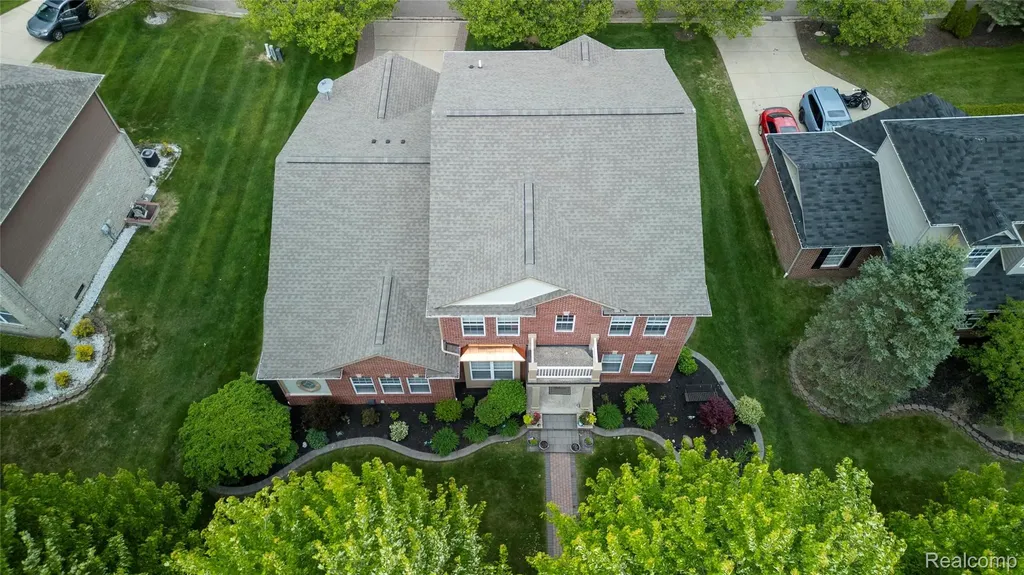 50182 Black Horse Lane Canton Charter Township MI 48188