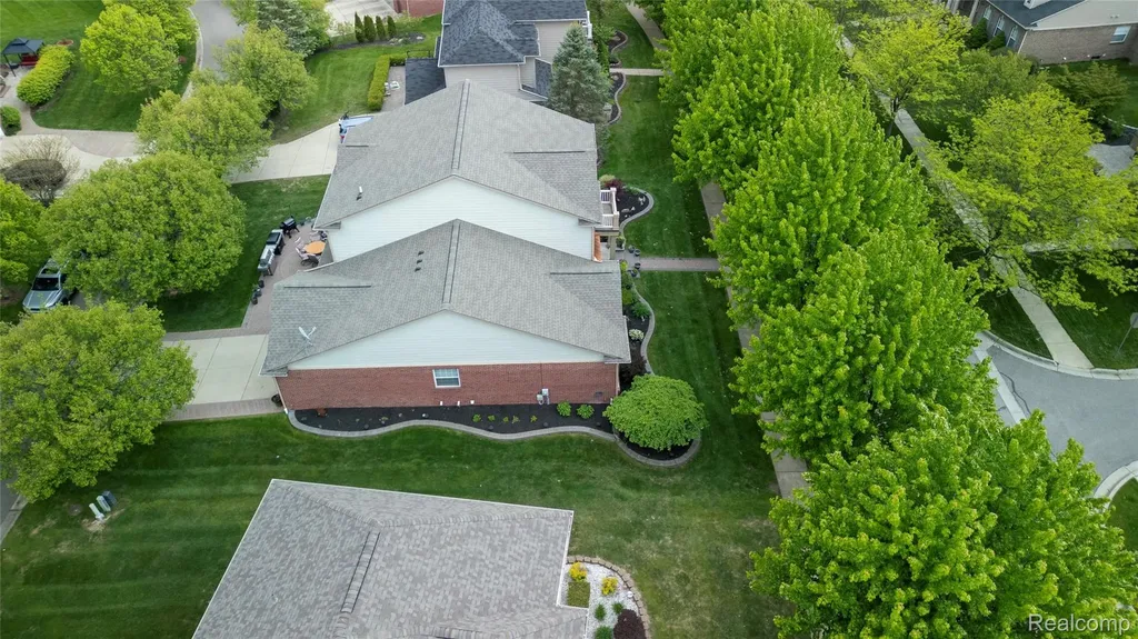 50182 Black Horse Lane Canton Charter Township MI 48188