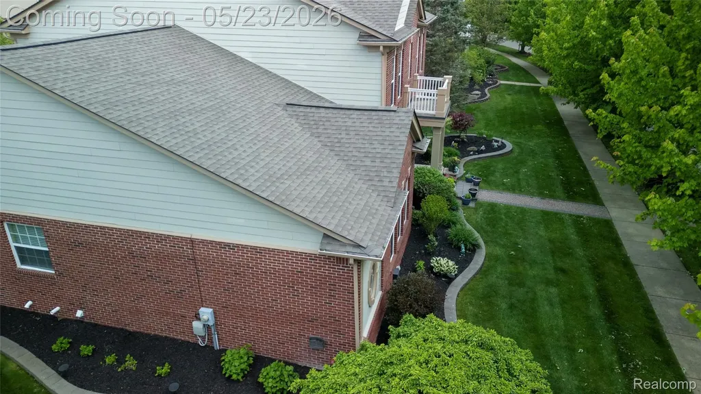 50182 Black Horse Lane Canton Charter Township MI 48188