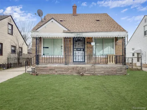 6395 Stahelin Avenue Detroit City MI 48228