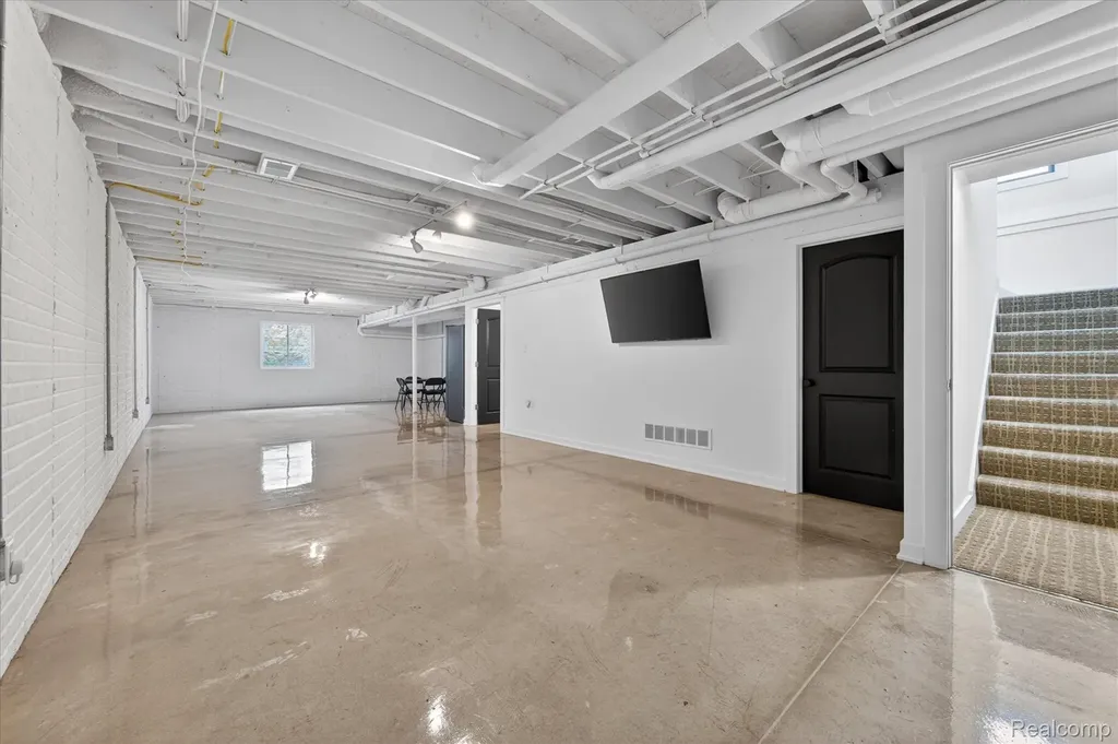 2170 E Labo Road Ash Township MI 48117