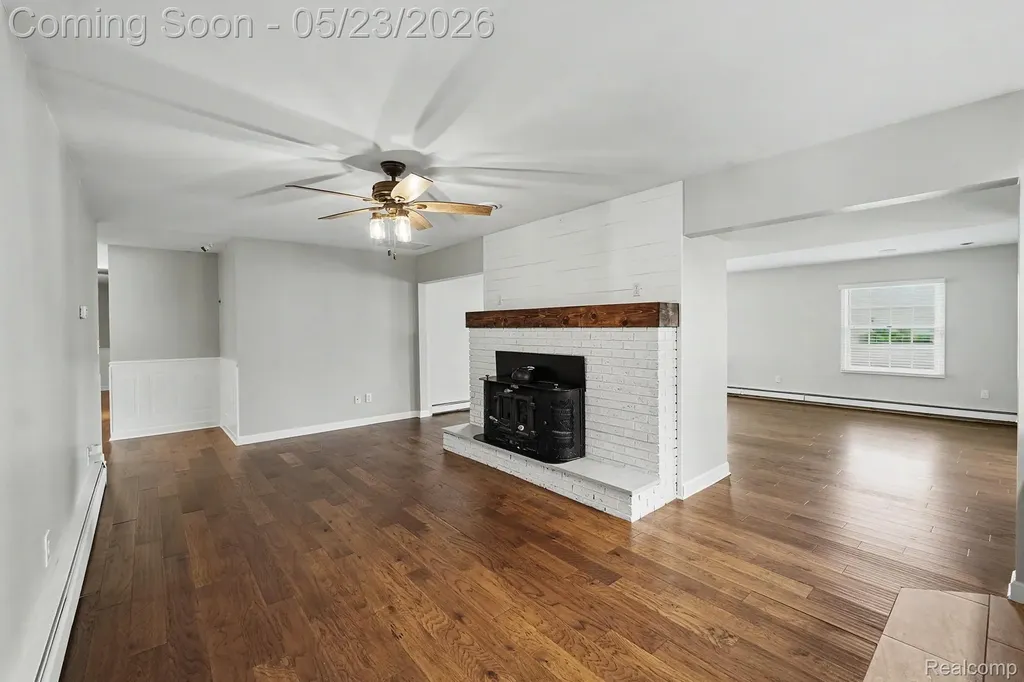 10306 Oakhill Road Springfield Charter Township MI 48442