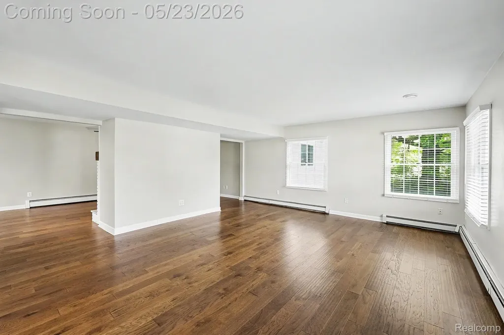 10306 Oakhill Road Springfield Charter Township MI 48442