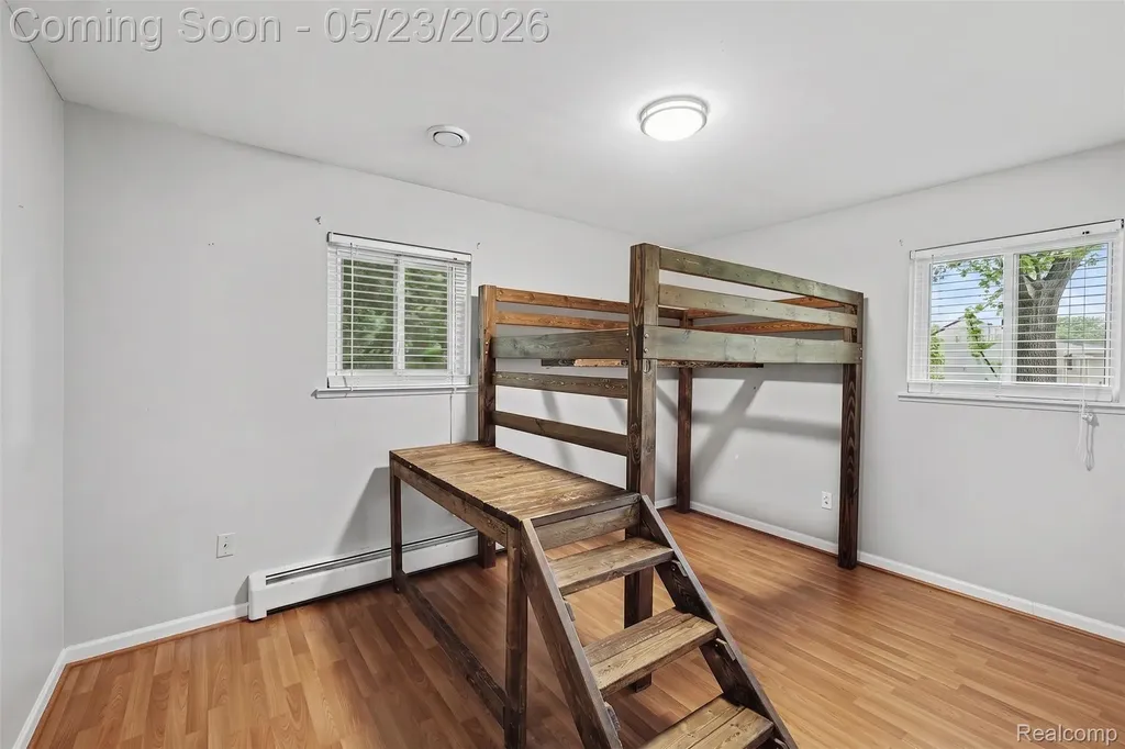 10306 Oakhill Road Springfield Charter Township MI 48442