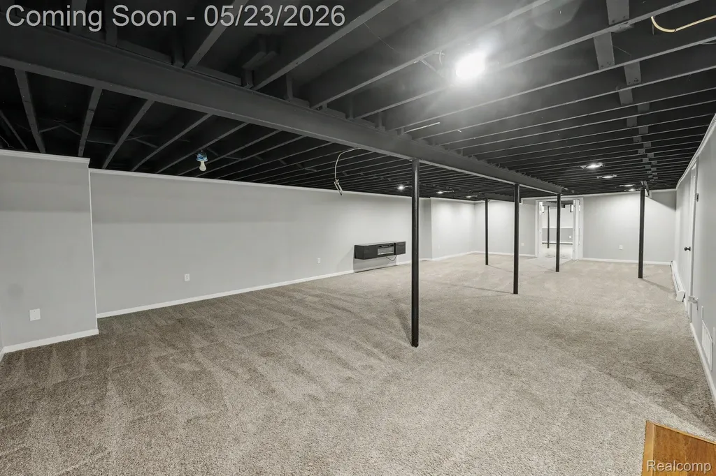 10306 Oakhill Road Springfield Charter Township MI 48442