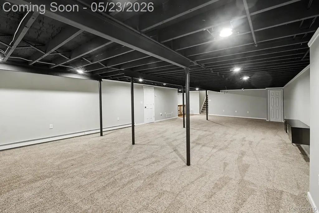 10306 Oakhill Road Springfield Charter Township MI 48442
