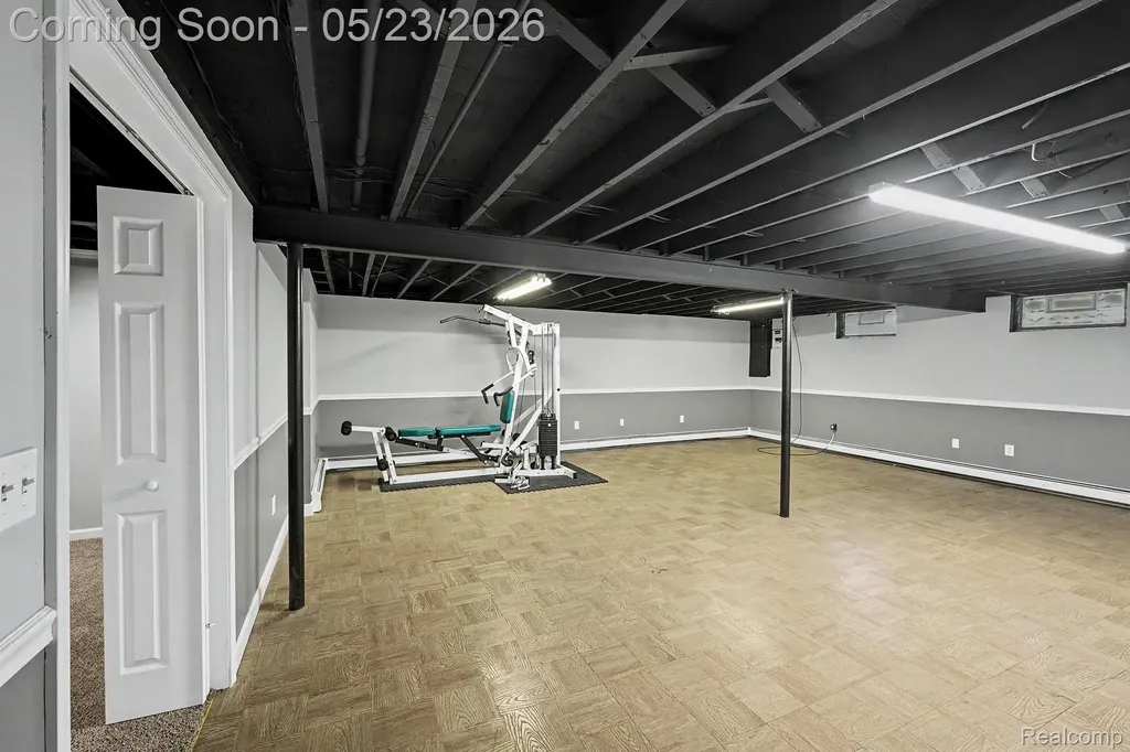 10306 Oakhill Road Springfield Charter Township MI 48442