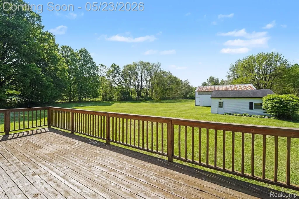 10306 Oakhill Road Springfield Charter Township MI 48442