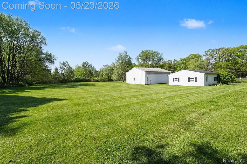 10306 Oakhill Road Springfield Charter Township MI 48442
