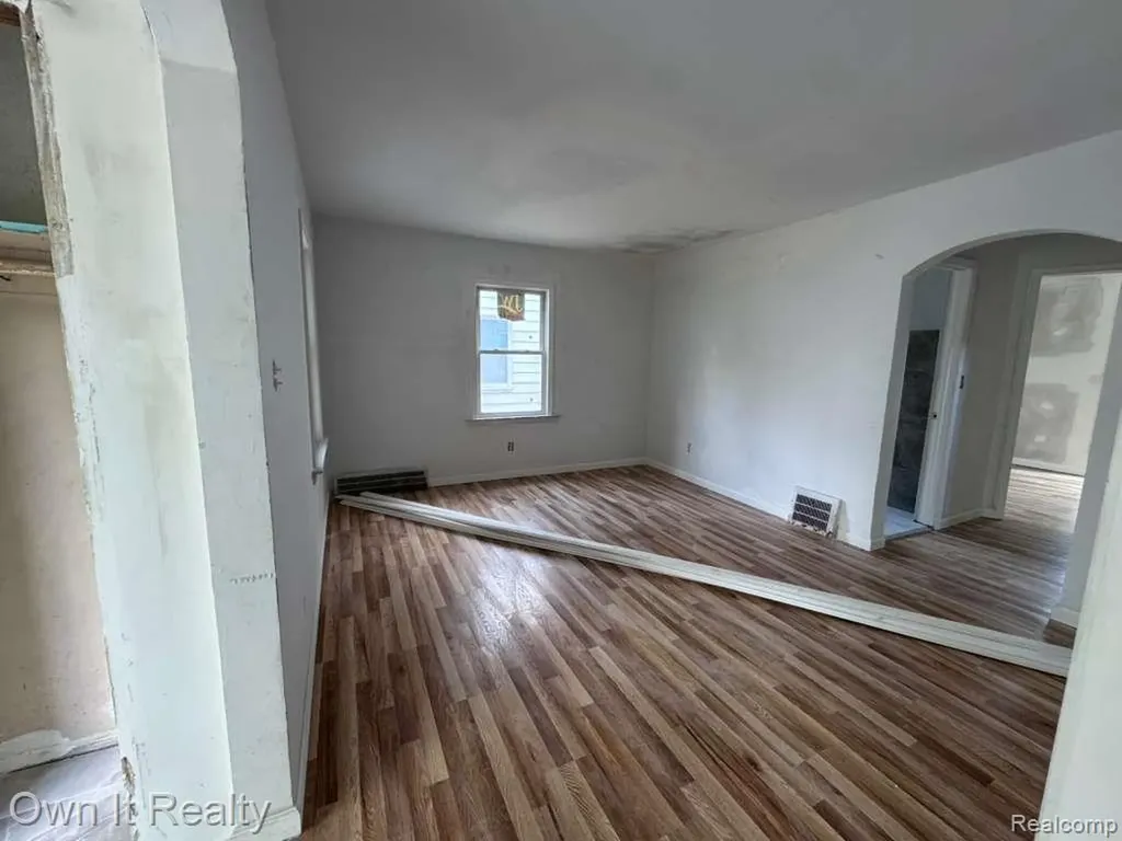 18468 Pierson Street Detroit City MI 48219