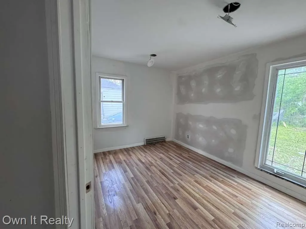 18468 Pierson Street Detroit City MI 48219