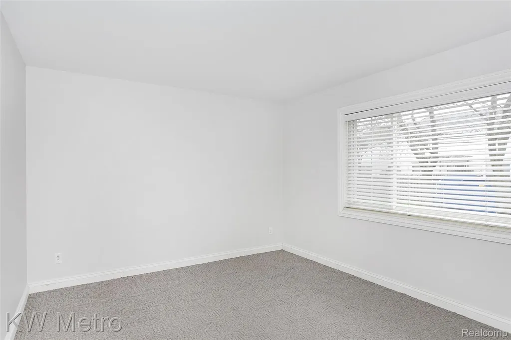 2309 Walton Boulevard Rochester Hills City MI 48309
