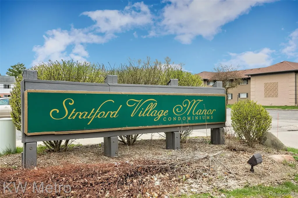 2309 Walton Boulevard Rochester Hills City MI 48309