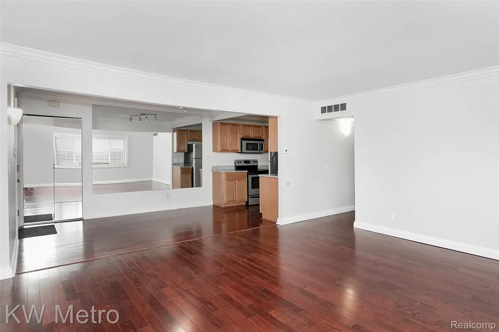 2309 Walton Boulevard Rochester Hills City MI 48309