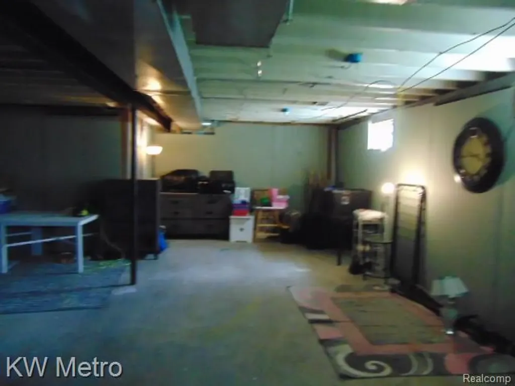 445 Navahoe Street Detroit City MI 48215