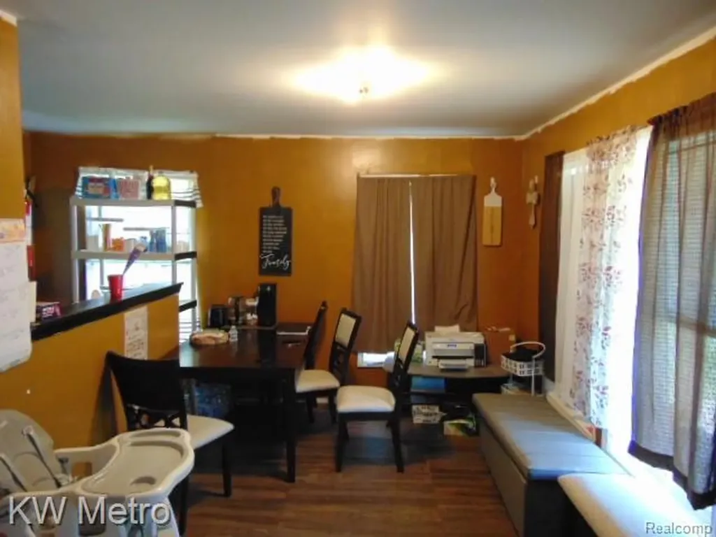445 Navahoe Street Detroit City MI 48215