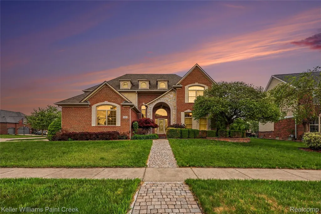 21257 Gentry Drive Macomb Township MI 48044