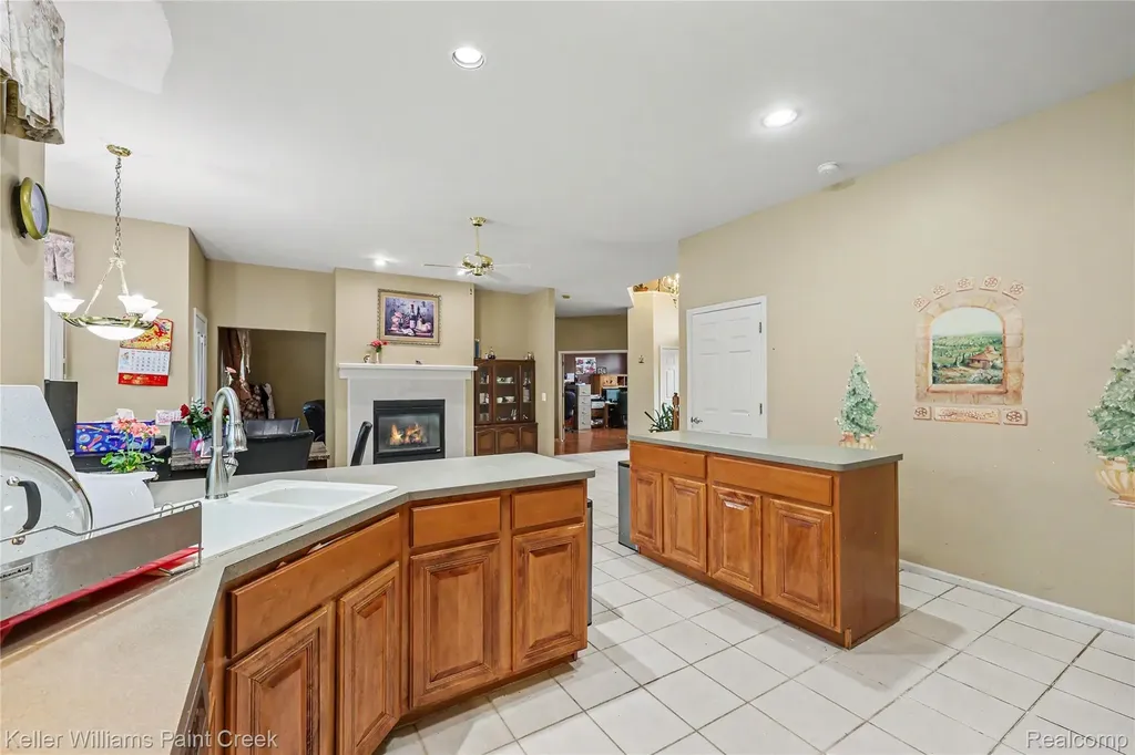 21257 Gentry Drive Macomb Township MI 48044