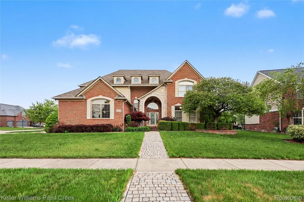 21257 Gentry Drive Macomb Township MI 48044