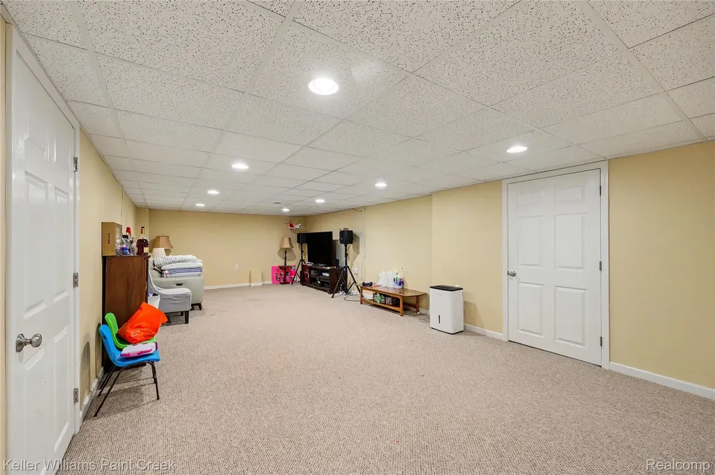 21257 Gentry Drive Macomb Township MI 48044