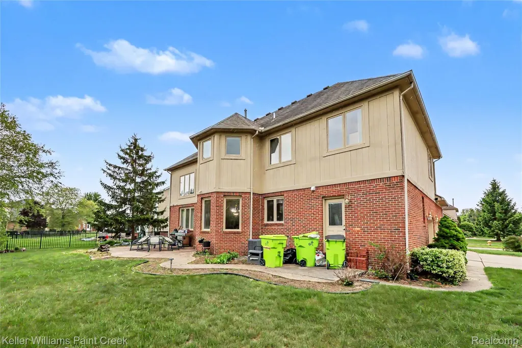 21257 Gentry Drive Macomb Township MI 48044