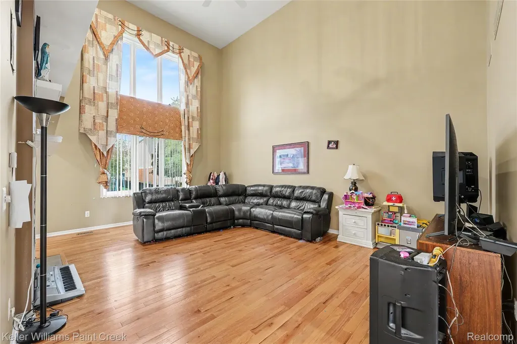21257 Gentry Drive Macomb Township MI 48044