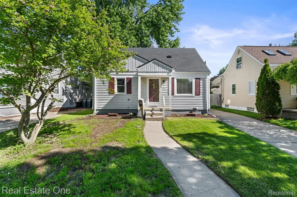 1411 Bauman Avenue Royal Oak City MI 48073