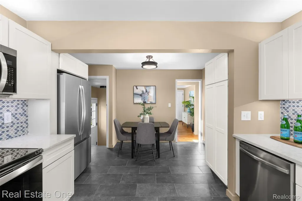 1411 Bauman Avenue Royal Oak City MI 48073