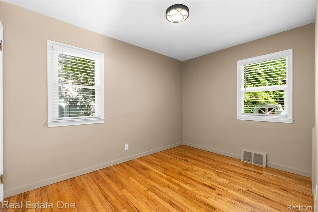 1411 Bauman Avenue Royal Oak City MI 48073