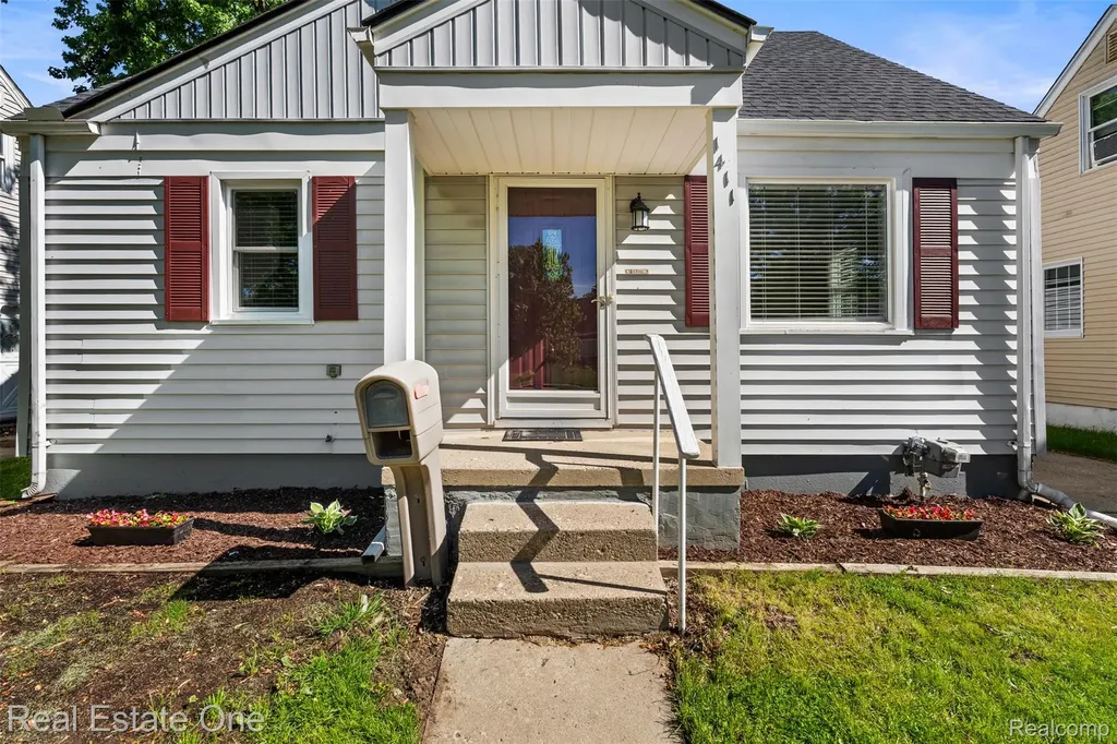1411 Bauman Avenue Royal Oak City MI 48073