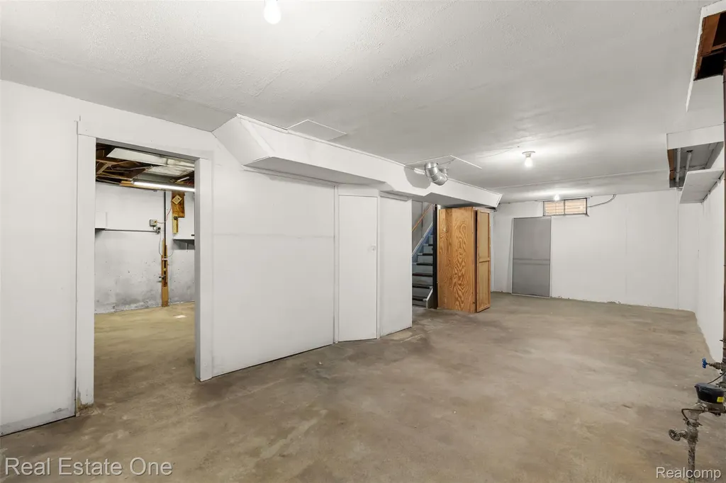 1411 Bauman Avenue Royal Oak City MI 48073