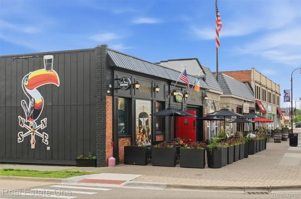 1411 Bauman Avenue Royal Oak City MI 48073