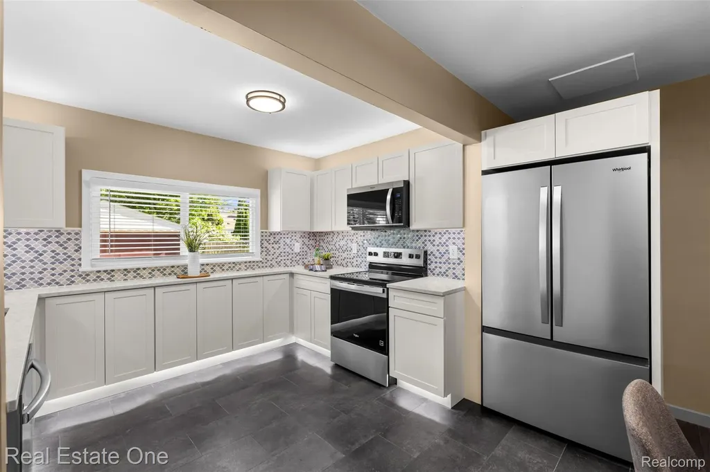 1411 Bauman Avenue Royal Oak City MI 48073